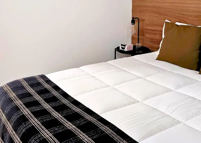 Stylish 2br On Amsterdam W. Private Terrace! *